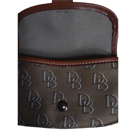 DOONEY & Bourke Signature Wristlet - Picture 5 of 8